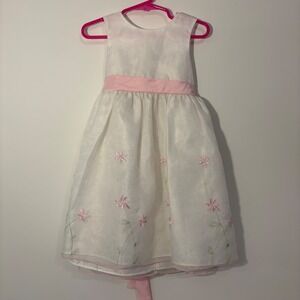 Sophie Rose Girls 4T White Dress w Pink Ribbon‎ and Embedded Flowers